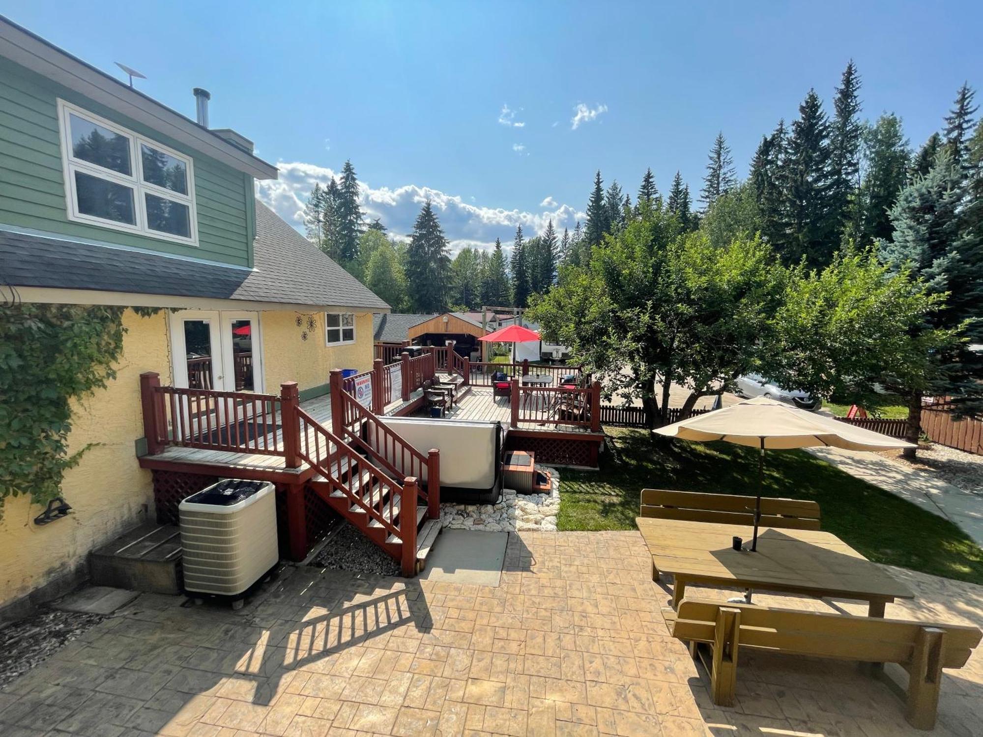 Blaeberry Valley Vacation Rentals Golden Dış mekan fotoğraf